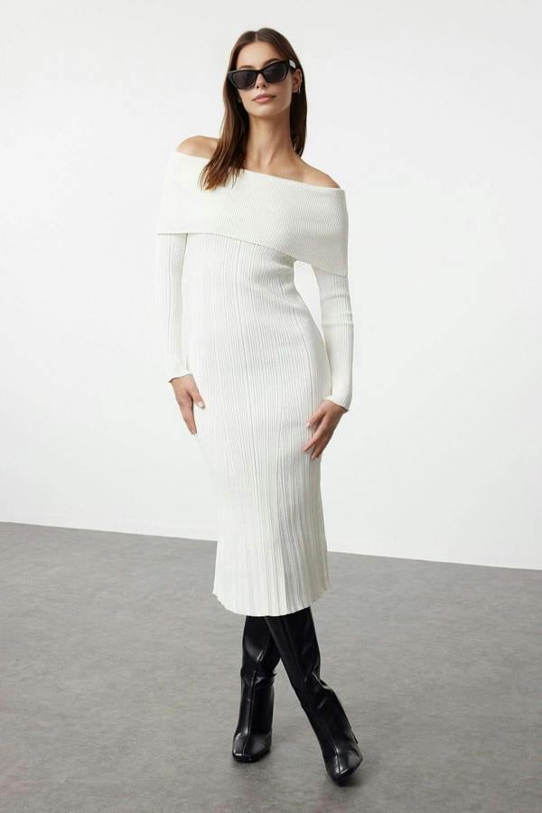 WOVCOR Midi Knit Basic Carmen Collar Dress