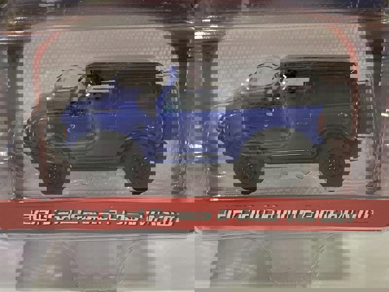 2021 ford bronco 2 door vin 001 blue 1:64 scale greenlight 37240e