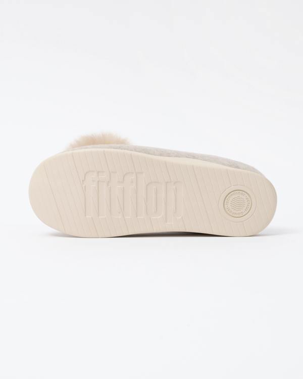 Sole of the FitFlop IQ-Snug Womens Felt Pom Pom Slipper - Hazy Taupe E40