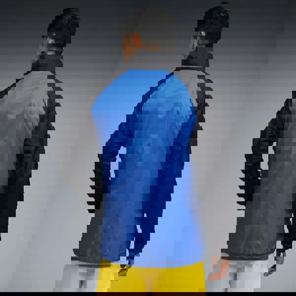 18c8b8968eb8adc6eb72e45812222ced