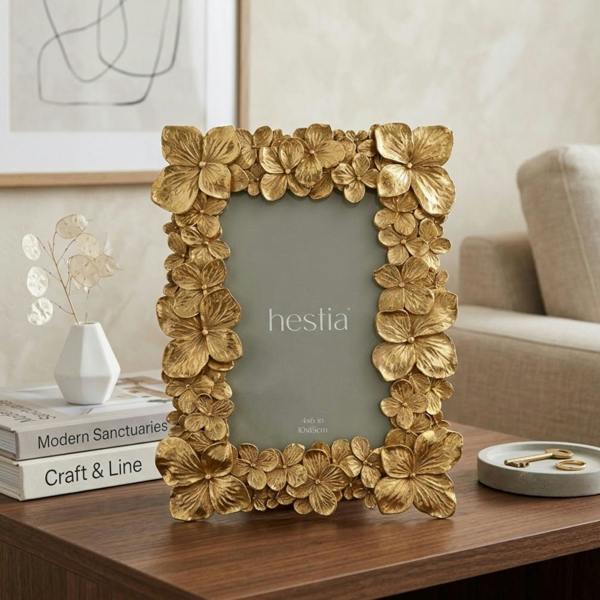 Garden Greatness Relica Gold Flower Photo Frame