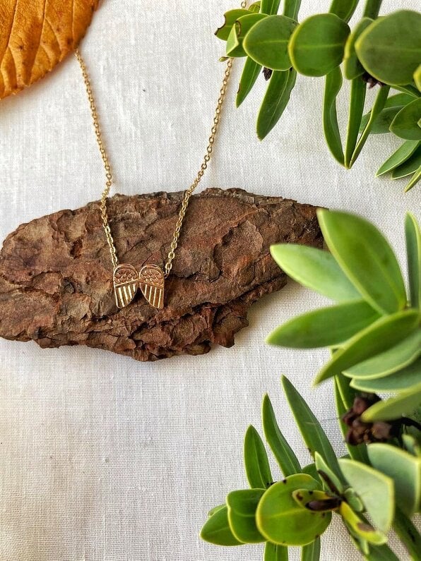 The Colourful Aura Golden Guardian Angel Wings Good Luck Two Wings Charm Pendant Necklace