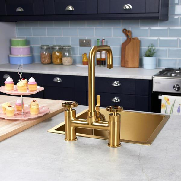 Flode kraft | Industrial Bridge Style 3 in 1 Instant Boiling Tap | Brushed Gold Finish