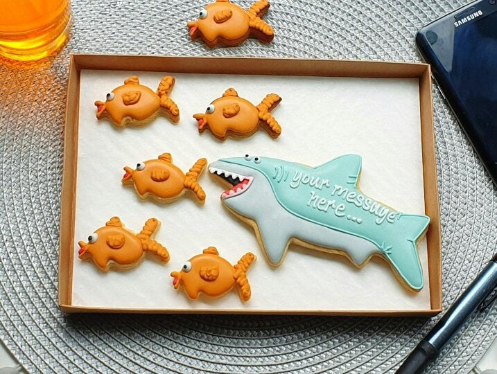 The Cookie Collaboration Hand-iced Personalised Shark Cookie LETTERBOX GIFT