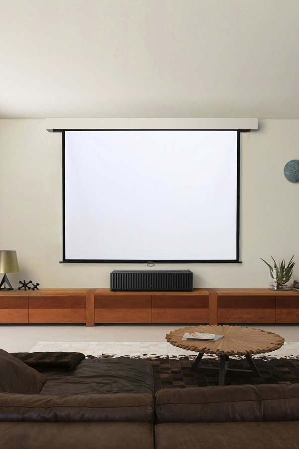 Living and Home 72" Manual Wall Mounted Projection Screen