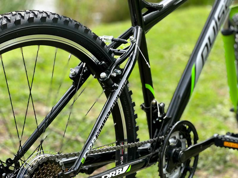 Dallingridge Pulsar Hardtail Mountain Bike, 26" Wheel - Black/Green