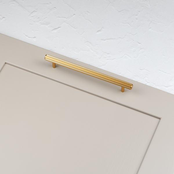 Handle & Home Gold Brass Reeded Handles