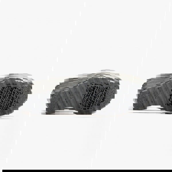 1667945563-82861300.jpg