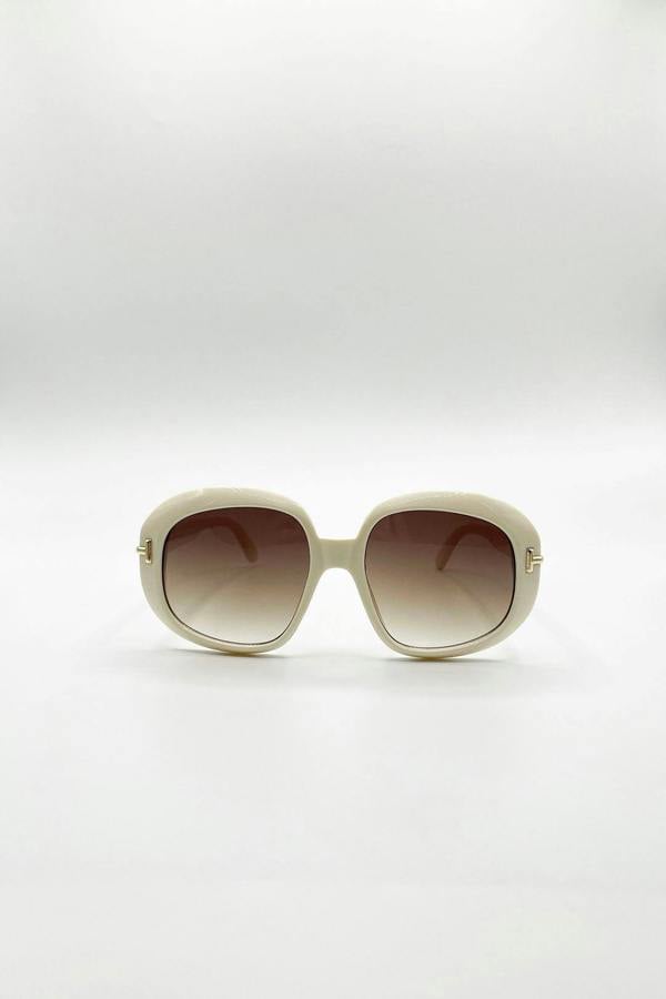 SVNX Bold Round Oversized Sunglasses In Cream