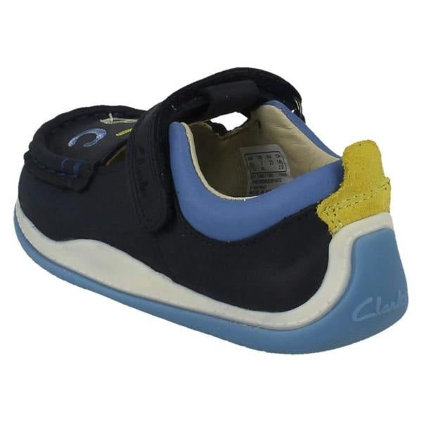 Clarks Childrens Clarks T-Bar Shoes Noodle Shine T