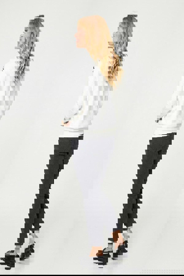 White | Abstract Print Scoop Neck Pullover
