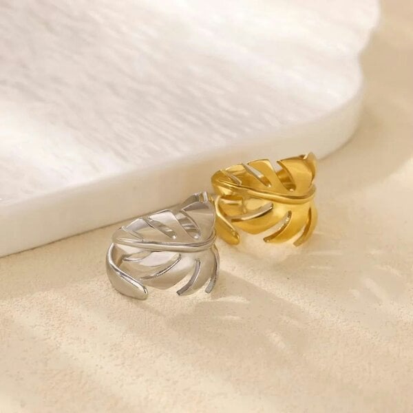 The Colourful Aura Tropical Monstera Plant Leaf Open Statement Gold/SIlver Ring