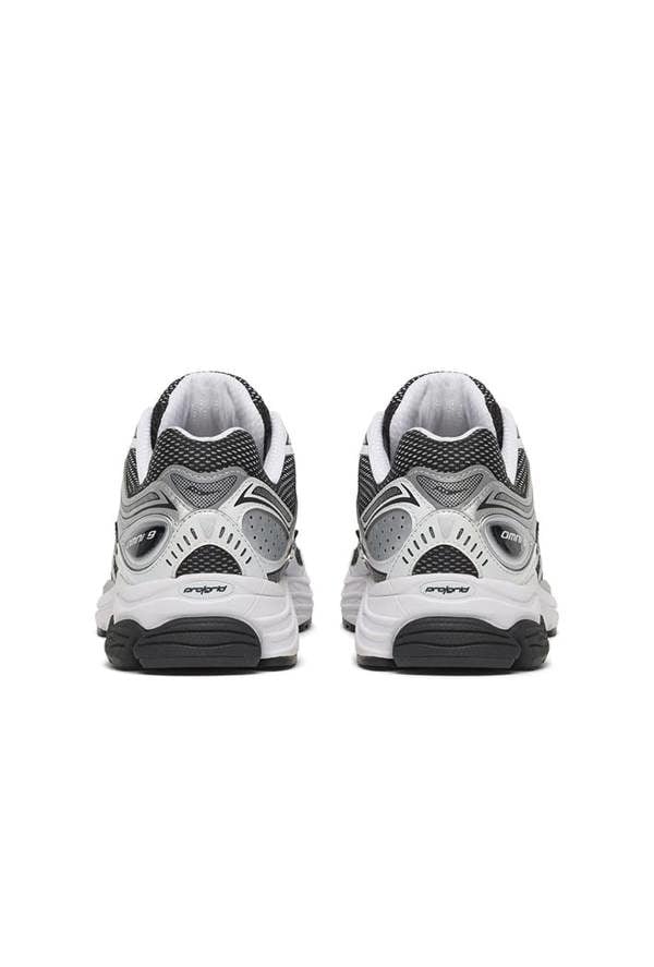 Saucony ProGrid Omni 9 OG Trainers