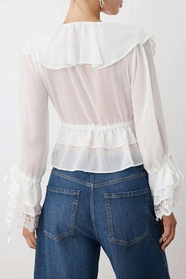 WOVCOR Lace-Detailed Ruffled Woven Party Blouse