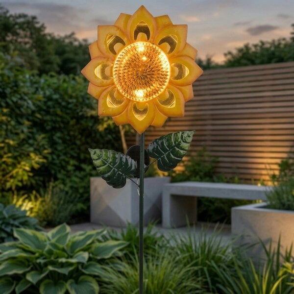 Garden Greatness Lunaria Sunflower Solar Stake Light