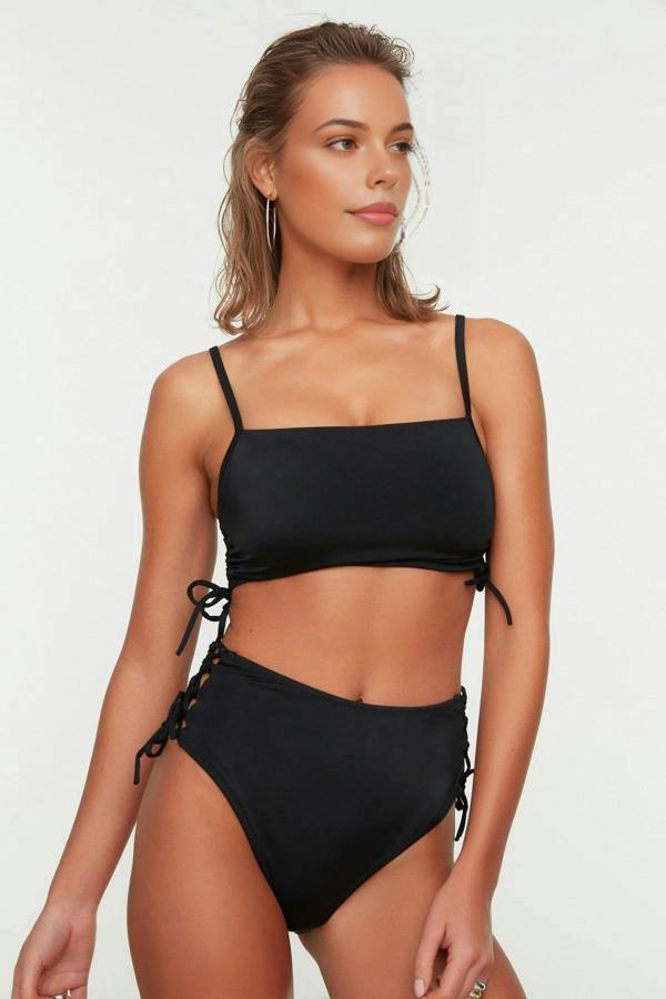 WOVCOR Trimmed Regular High Waist Bikini Bottom