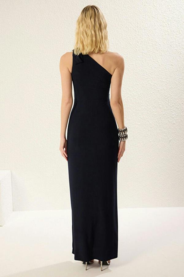 WOVCOR One-Shoulder Knitted Maxi Elegant Evening Dress with Accessory Details