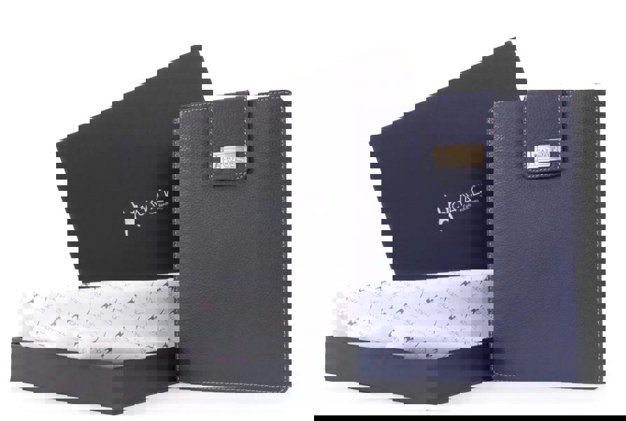 Catwalk Collection Handbags Paige - Tablet Sleeve