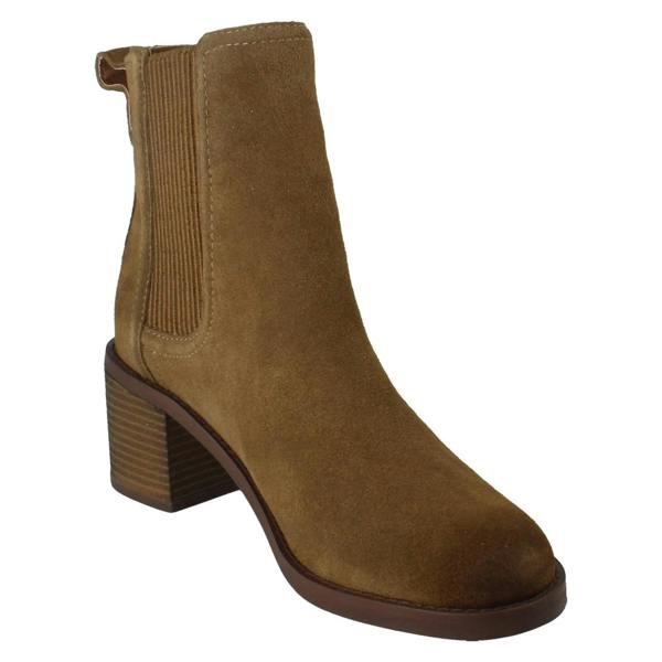 Clarks Ladies Clarks Block Heel Pull On Leather Ankle Boots Chamberly Top