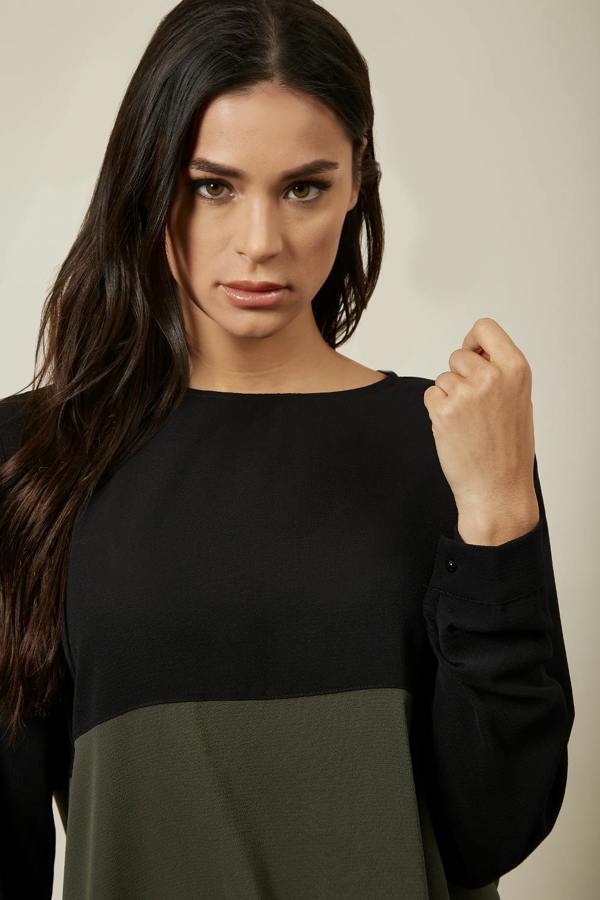 Hoxton Gal Long Sleeve Relaxed Fit Block Top With Necklace In Black And Khaki
