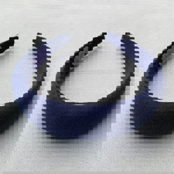 navy headband, vegan suede padded hairband, elegant navy blue accessory, soft and comfortable headpiece, vintage inspired padded hairband for everyday or occasion wear
