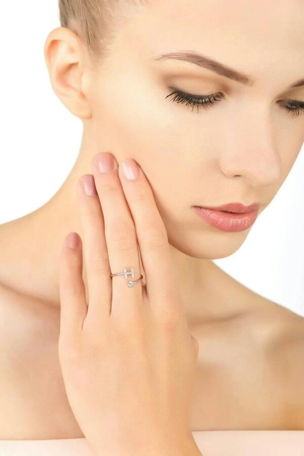 Latelita Initial Ring Silver H