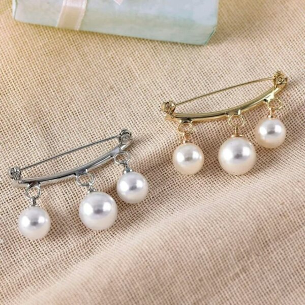 The Colourful Aura Silver Three White Sweater Cardigan Pearl  Schoolbag Jacket Simple Brooch Pin