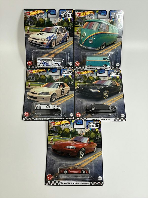 Hot Wheels Boulevard 5 Car Set Real Riders 1:64 Scale GJT68 979Q