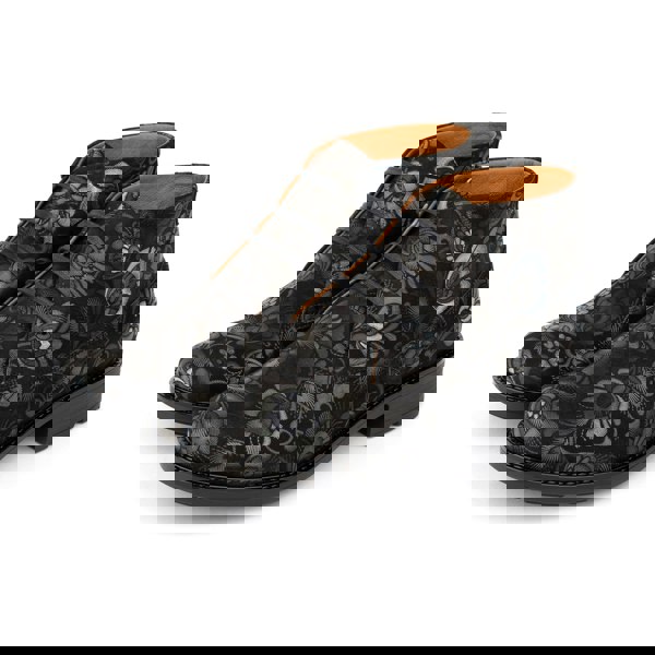 Embassy London Laviva - Black Emboss - Women's round toe wide fitted ankle boot In nubuck leather