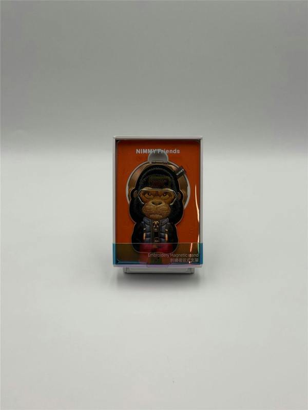 Nimmy Friends Nimmy Cool & Cute 2.0 Gorilla Embroidery Magnetic Stand with MagSafe Black - N-KM-BSZJ-016