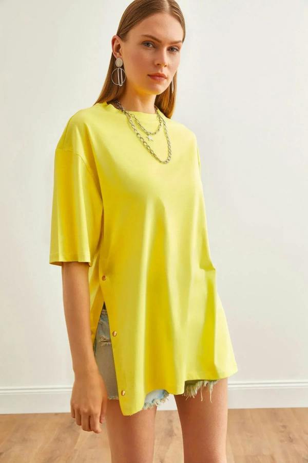 Hoxton Gal 100% Cotton T-Shirt with Side Buttons