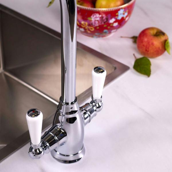 Flode Halden | Dual Lever Kitchen Sink Mixer Tap with Swivel Spout | Polished Chrome Finish