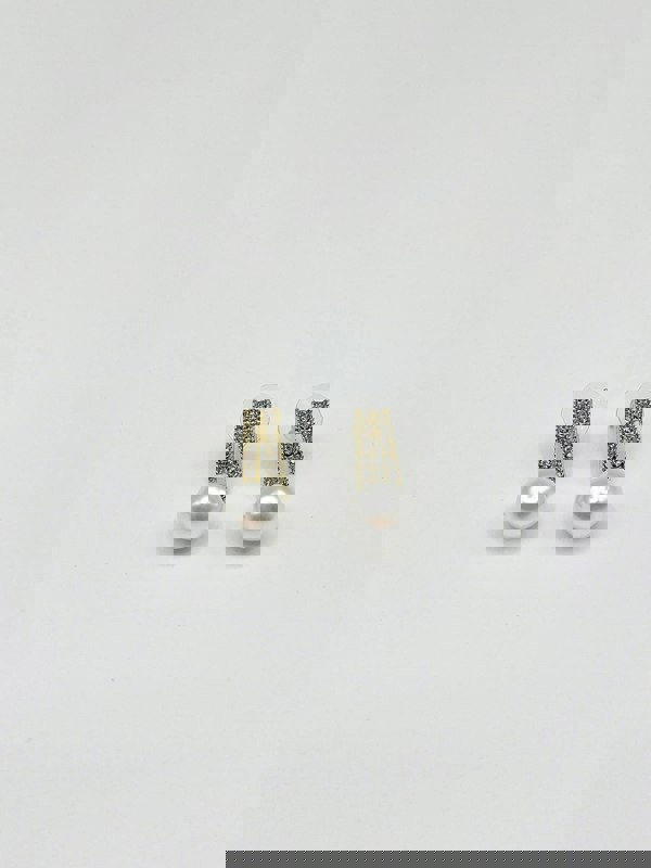 SVNX Pearl Drop Earrings - Gift Boxed