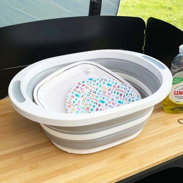 Collapsible Silicone Folding Bowl with Cutting Board OLPRO - with plates inside
