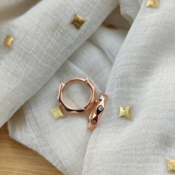 The Colourful Aura Sterling Silver Hexagon Zircon Wave Slim Everyday Tiny Hoop Earring