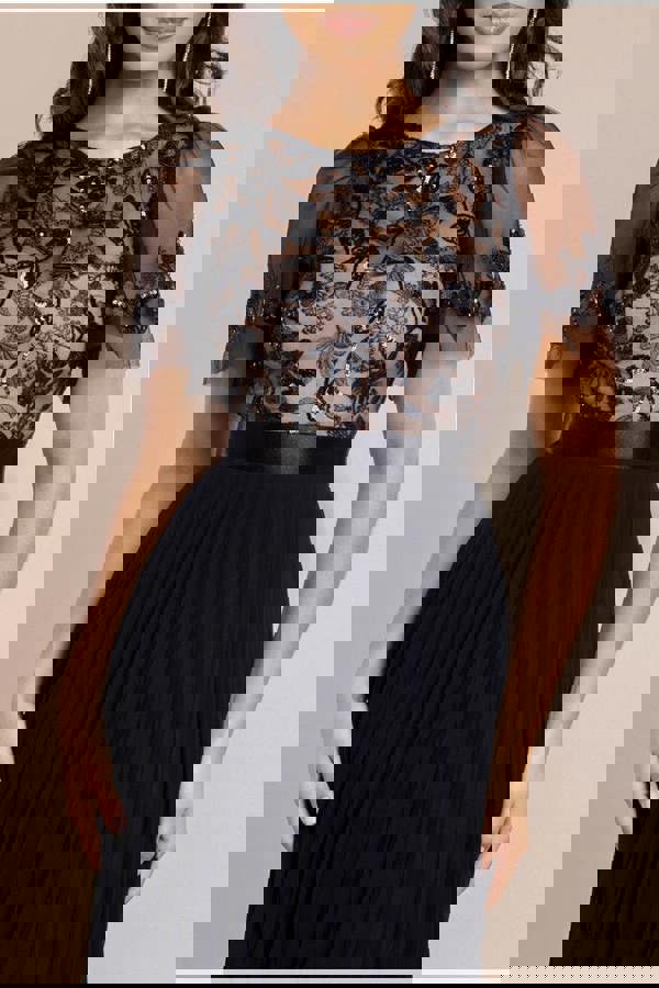 Embroidered Top Chiffon Pleated Midi - Black DR3802