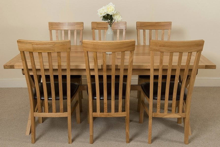 That's Furniture Vermont Cross Leg Oak Extending Dining Table with Harvard Oak Chairs