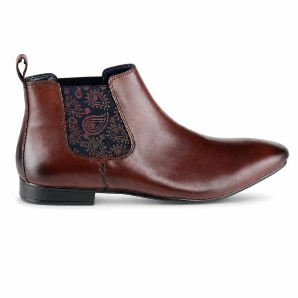 Silver Street London CARNABY Chelsea Boots in Red