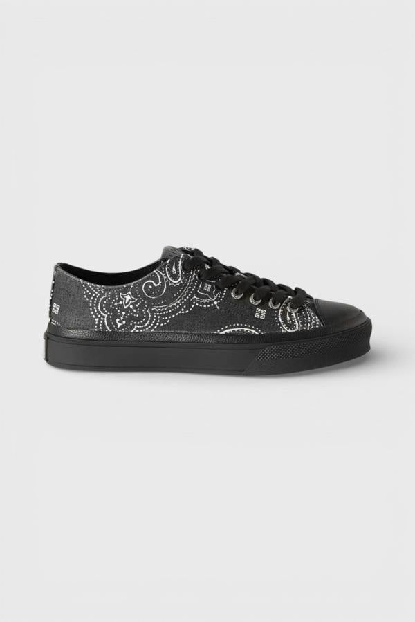 Givenchy City Low-Top In 4G Bandana Black White