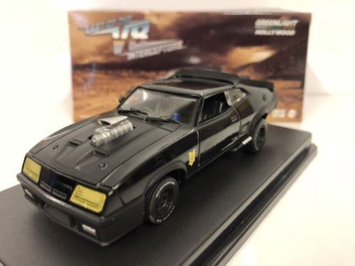 mad max last of the v8 interceptors scale 1:43 greenlight 86522