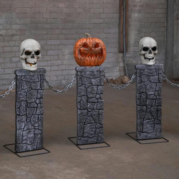 Samuel Alexander 2.4m Battery Powered Light Up Halloween Skull & Pumpkin Fence with LEDs