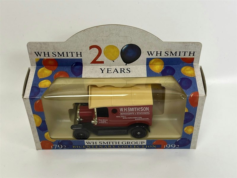 MCSlots Model T Delivery Van WH Smith Bicentary Collection 20 Years Lledo WHS01D S2