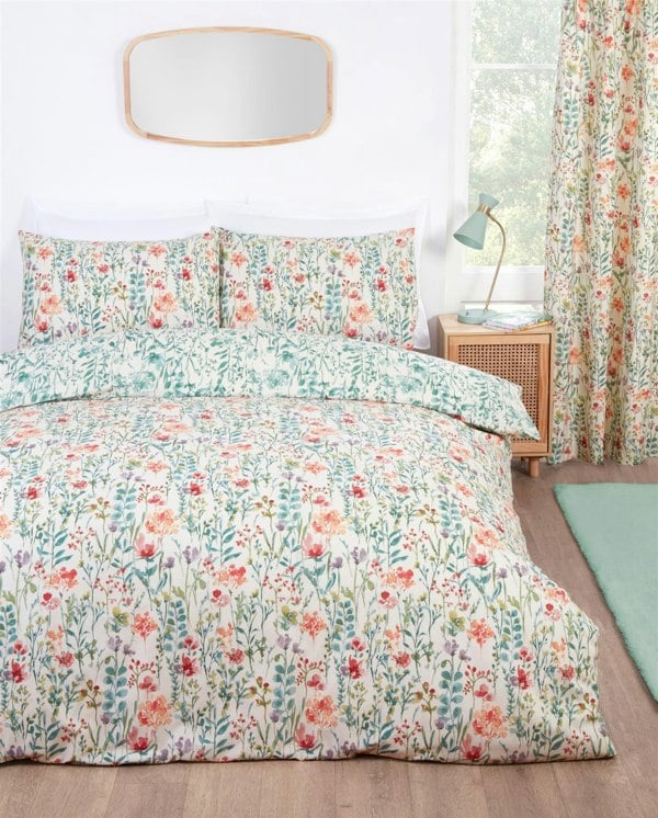 Prestigious Textiles Amaryllis Floral Duvet Cover Set