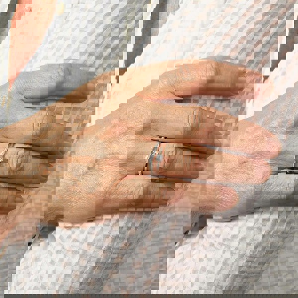 T. H. Baker 9ct White Gold Diamond Wishbone Ring GR630