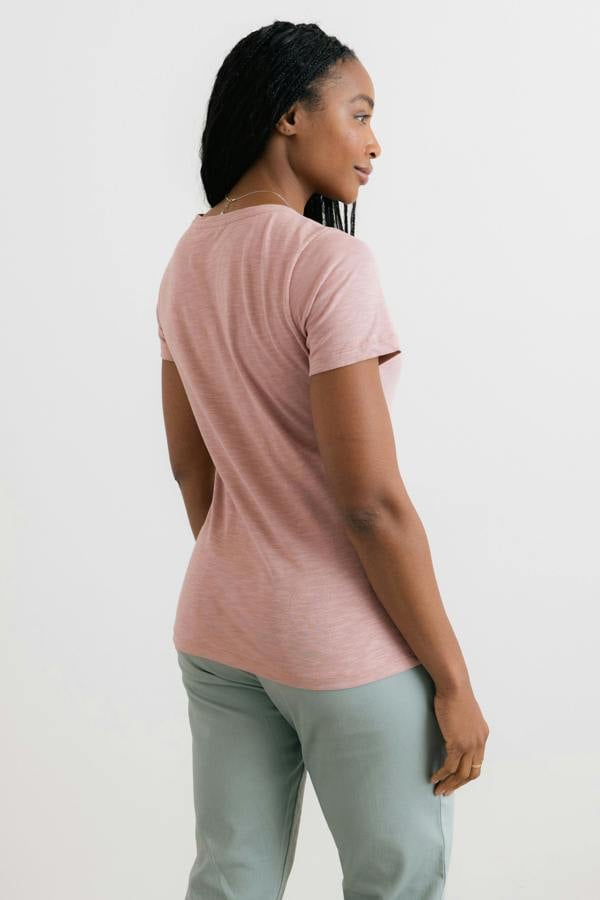 Lily & Me Victoria Organic Cotton V-Neck T-Shirt Soft Pink