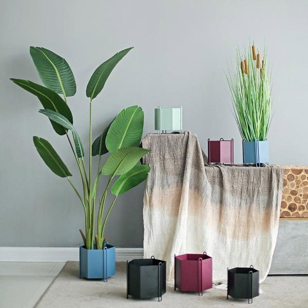 MI48 A Set Of Four Indoor Plant Stands-Weilai Concept-Weilai Concept
