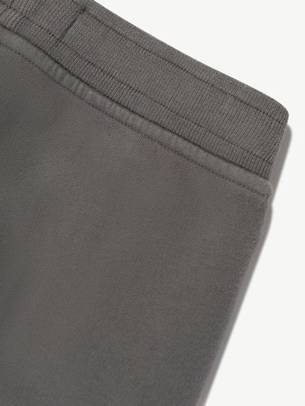 STOA6049_GREY_4