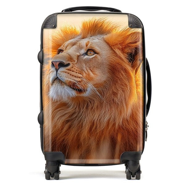Warren Reed Finn Wilder: Lion Mane Suitcase