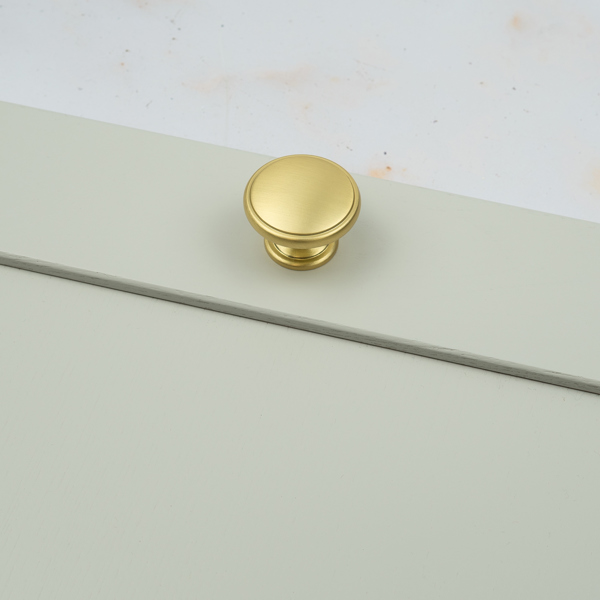 Handle & Home Brushed Brass Contemporary Handles and Coordinating Knobs