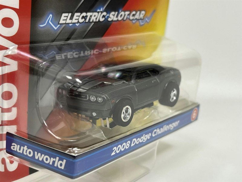 Auto World Slot Cars 2008 Dodge Challenger Grey HO Scale Slot Car X Traction Auto World SC368-6